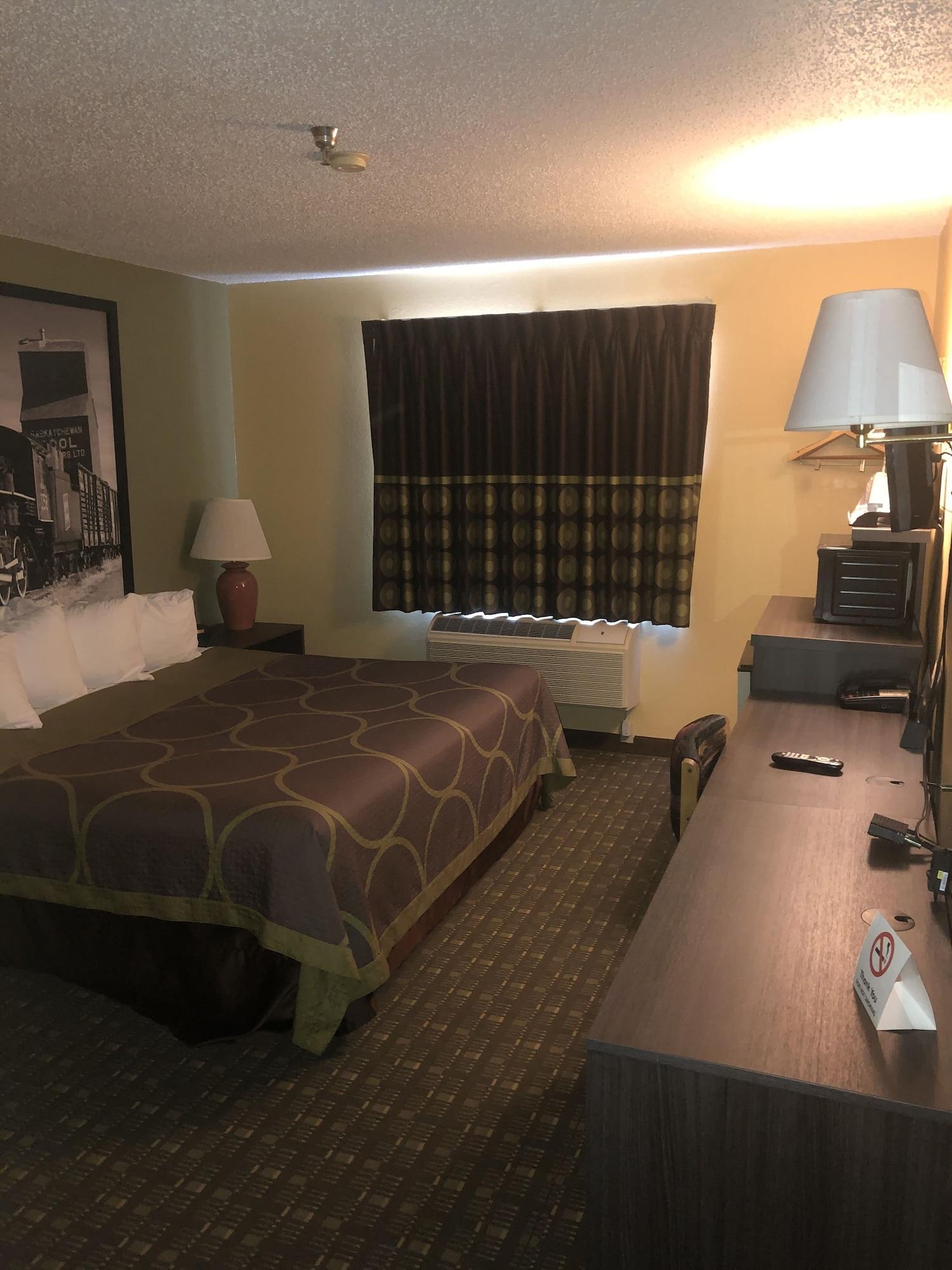 Super 8 By Wyndham Florence Co Eksteriør billede